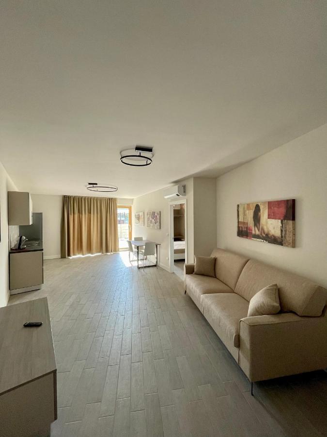Exclusive Suites Riva Εξωτερικό φωτογραφία