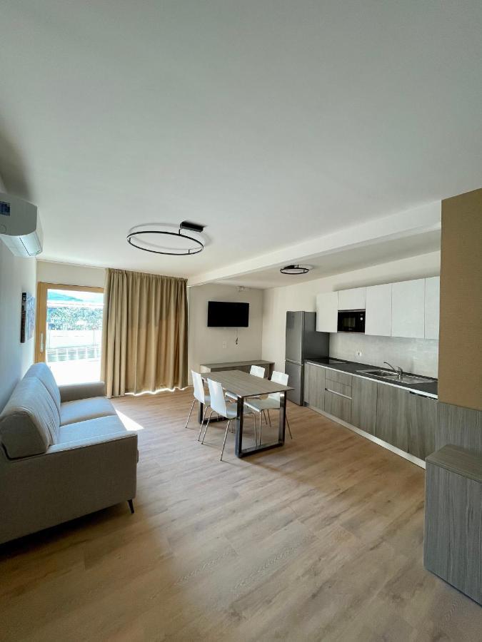 Exclusive Suites Riva Εξωτερικό φωτογραφία