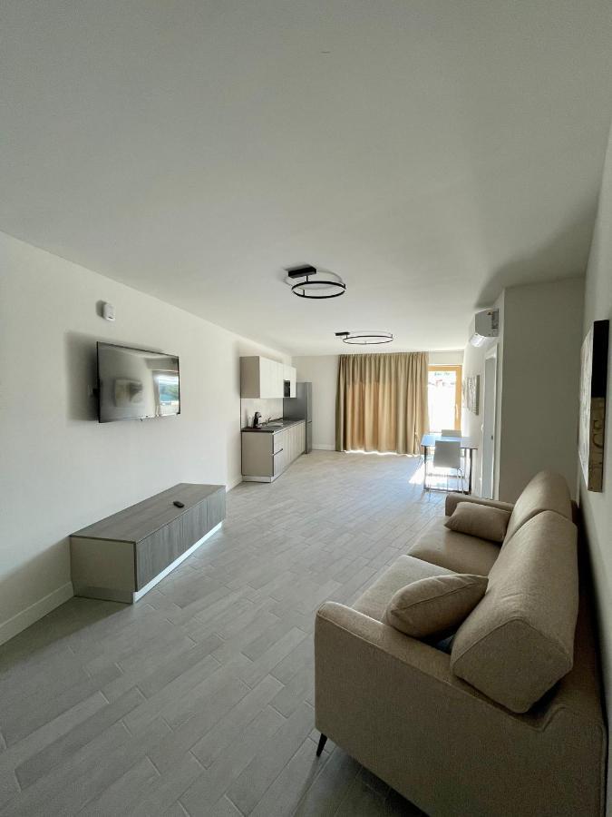 Exclusive Suites Riva Εξωτερικό φωτογραφία