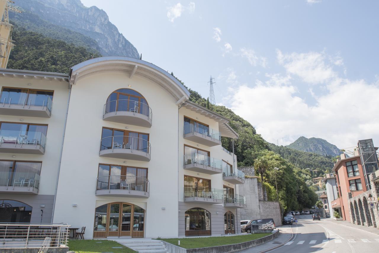 Exclusive Suites Riva Εξωτερικό φωτογραφία