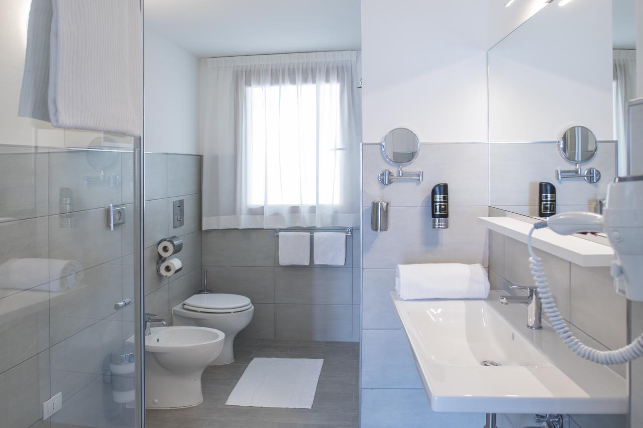 Exclusive Suites Riva Εξωτερικό φωτογραφία
