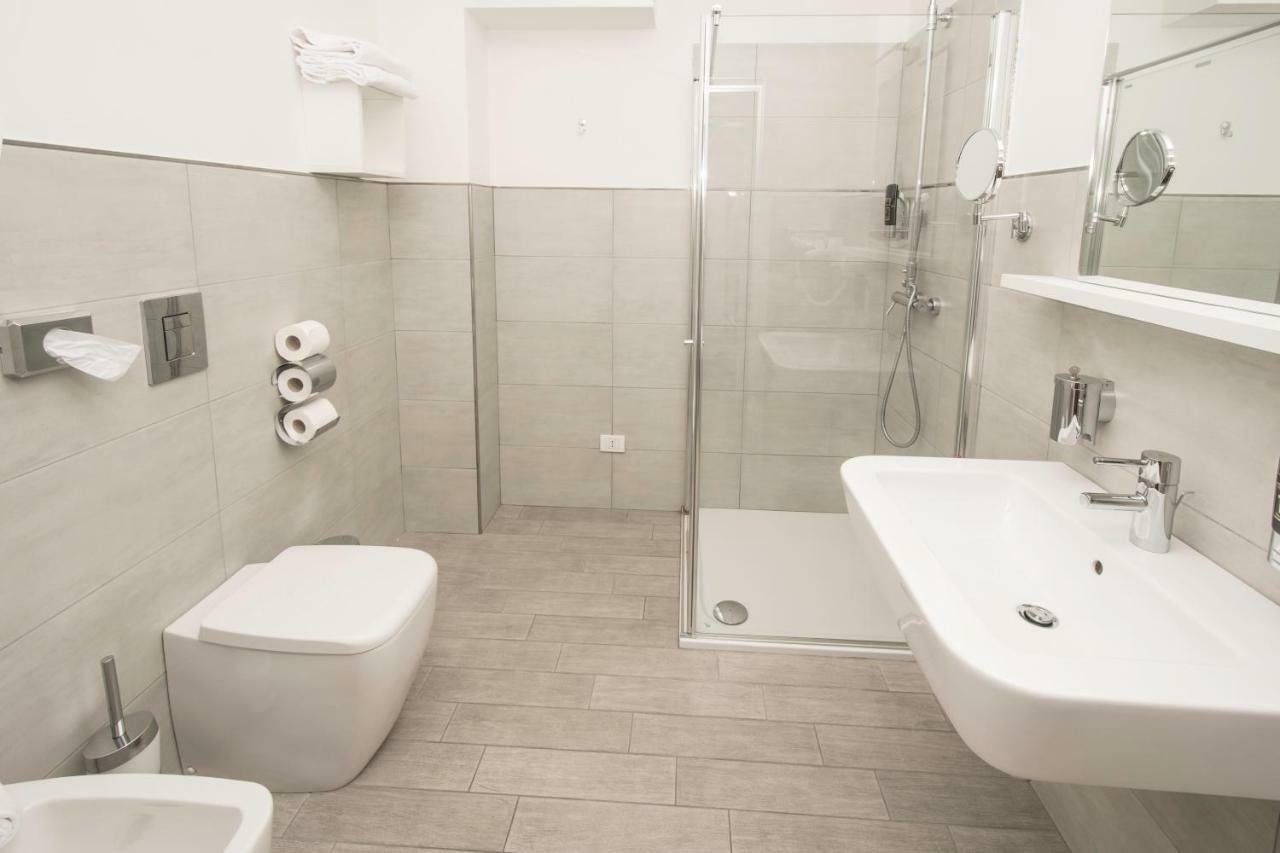 Exclusive Suites Riva Δωμάτιο φωτογραφία