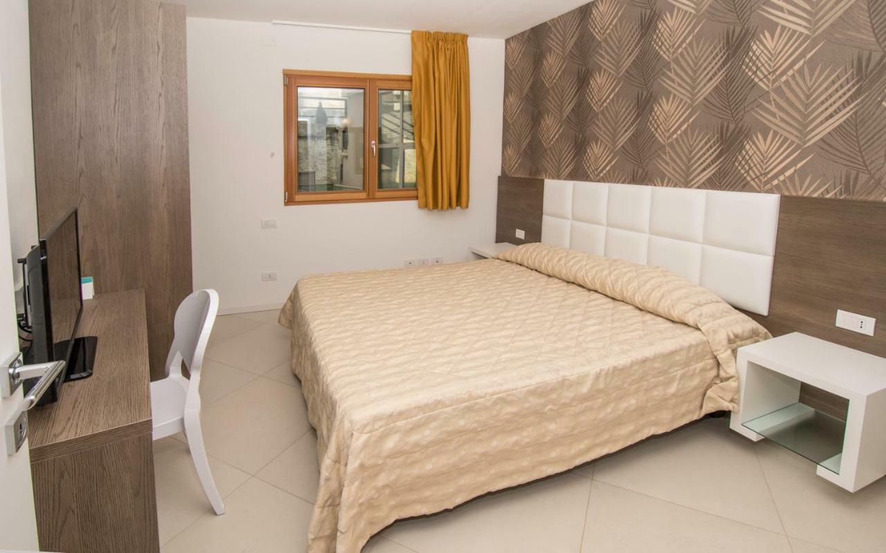 Exclusive Suites Riva Δωμάτιο φωτογραφία